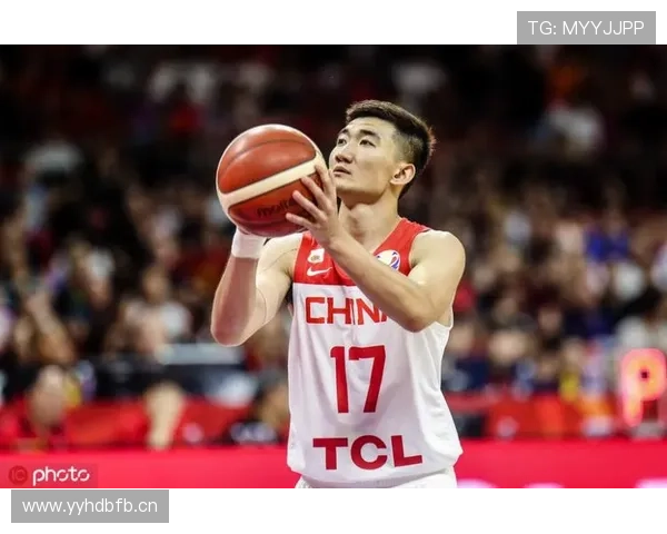 孙铭徽训练完直接拎两袋蛋白粉去夜市撸串？