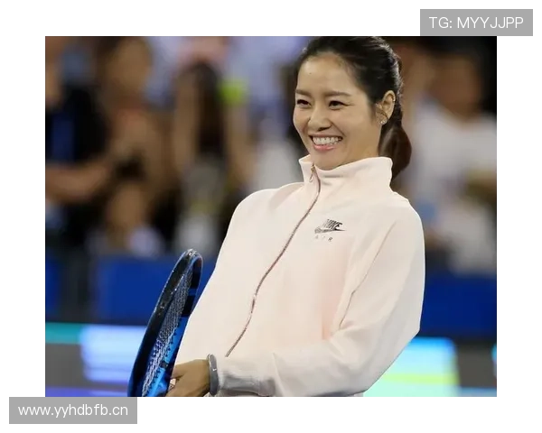 李娜赛场外穿的那身奢侈品牌，估计普通人一年的工资都买不起吧？