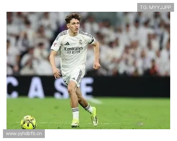 阿什拉夫：皇马青训速度型边后卫生涯起点解析